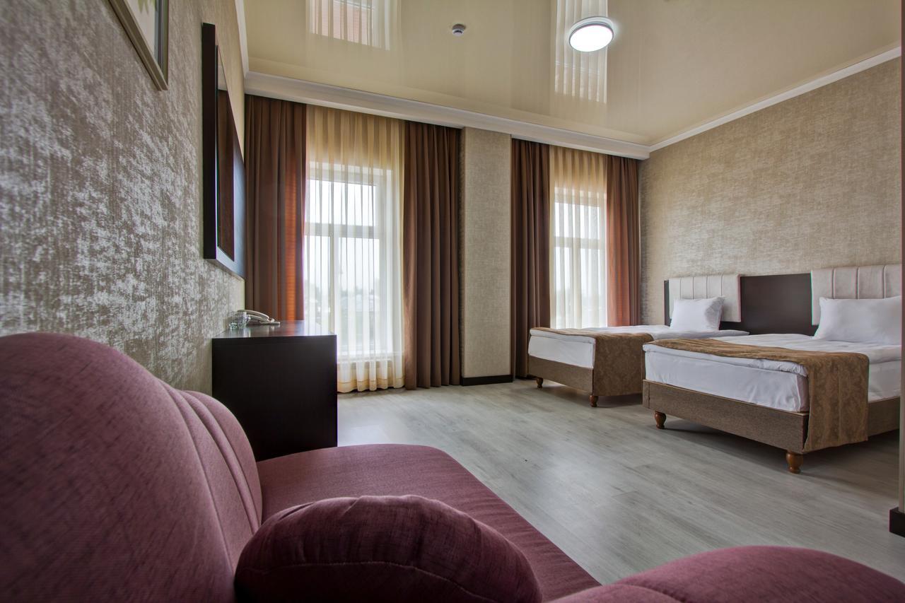 Karagat Hotel Karakol Εξωτερικό φωτογραφία